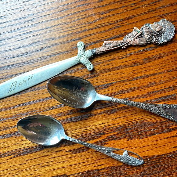 Other - 3 Vintage Souvenirs:  DC,  Banff and Crystal Beach collectibles